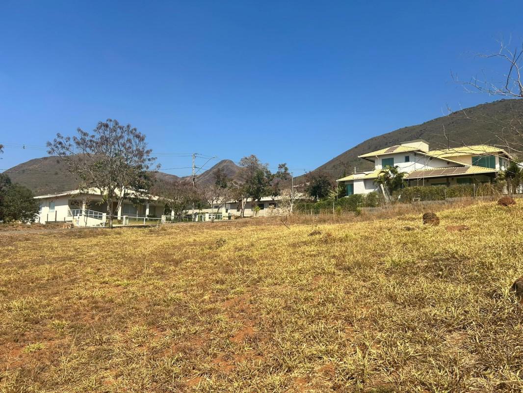 Lote, Serra dos Bandeirantes, 0 Quarto, 0 Vaga