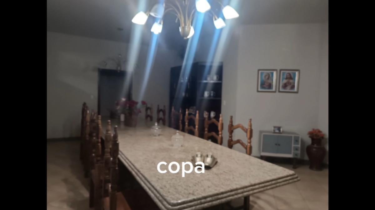 Fazenda, Zona Rural, 8 Quartos, 0 Vaga, 2 Suítes