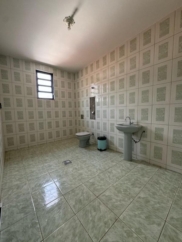 Casa, Petrópolis (barreiro), 4 Quartos, 3 Vagas, 2 Suítes