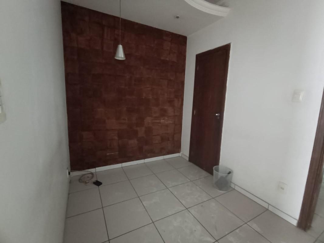Sala, Centro, 0 Quarto, 0 Vaga