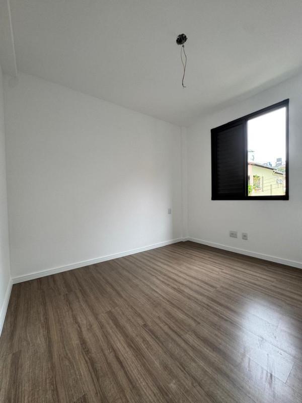 Apartamento, Sagrada Família, 3 Quartos, 2 Vagas, 1 Suíte