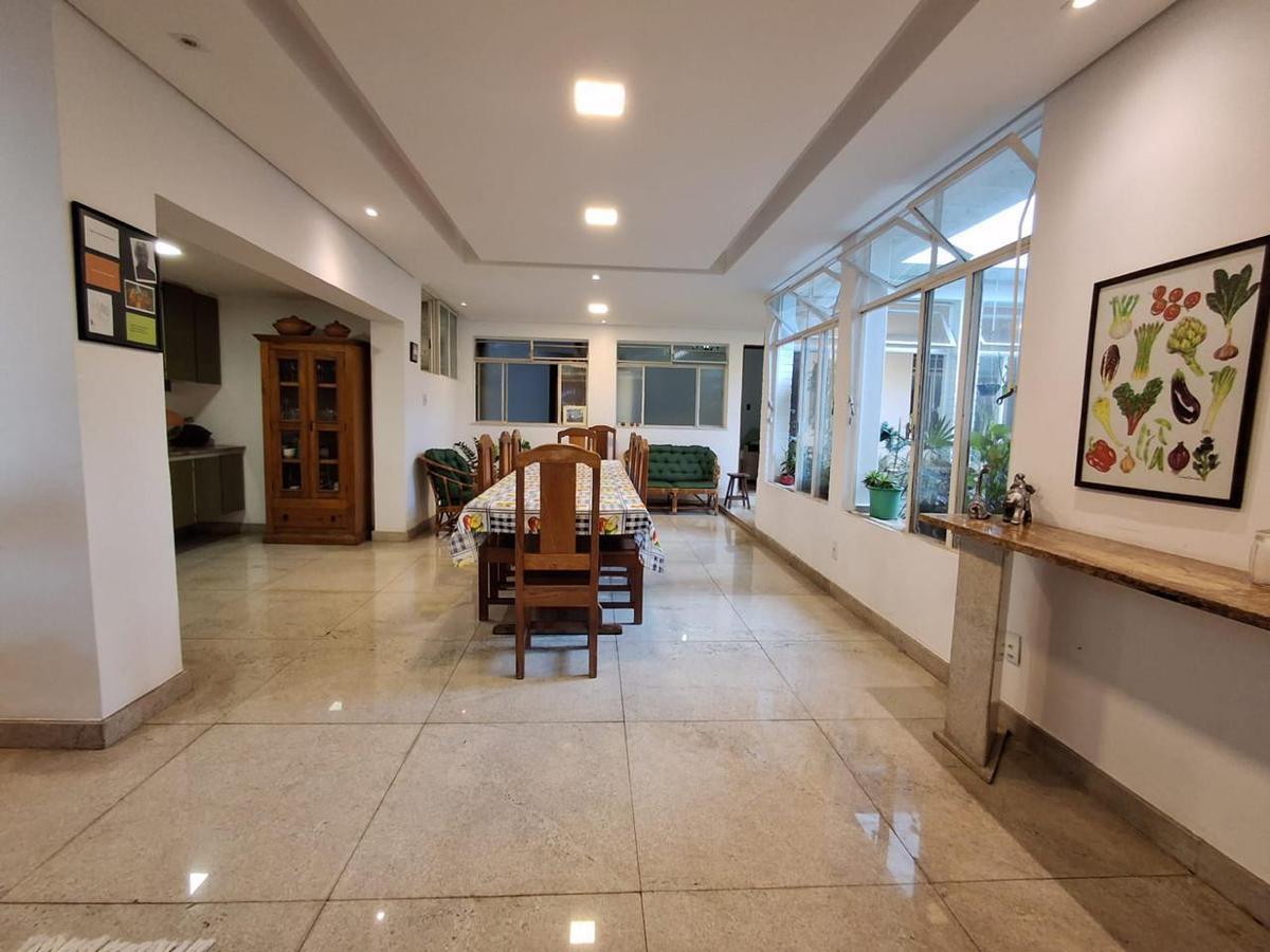 Casa, João Pinheiro, 4 Quartos, 0 Vaga, 2 Suítes