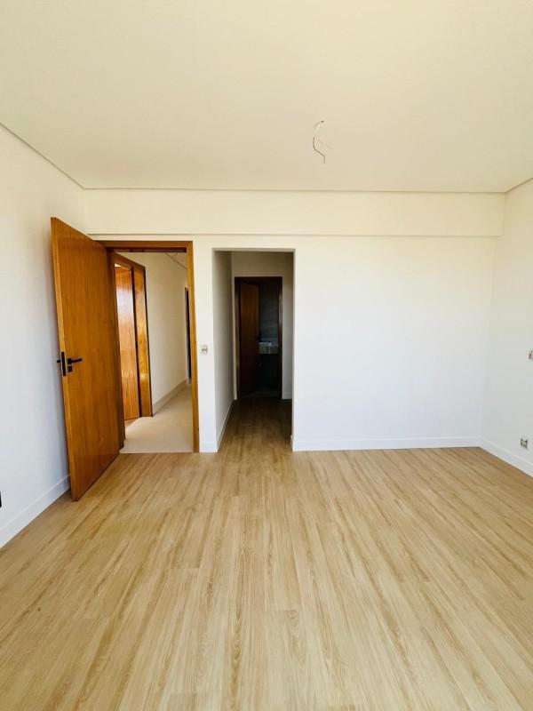 Cobertura, Inconfidentes, 3 Quartos, 4 Vagas, 2 Suítes