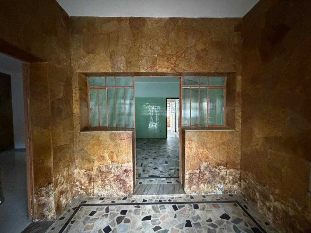 Casa, Graça, 4 Quartos, 2 Vagas, 1 Suíte