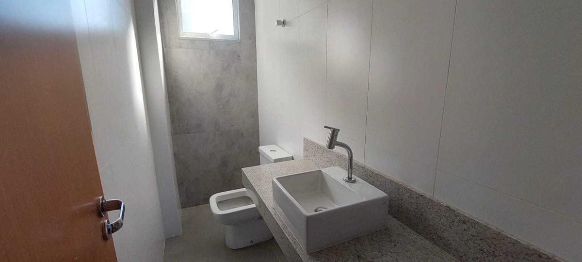 Apartamento, Serrano, 3 Quartos, 2 Vagas, 1 Suíte