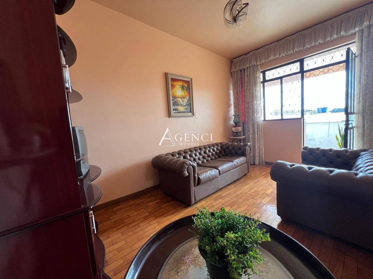 Casa, Camargos, 3 Quartos, 0 Vaga, 0 Suíte