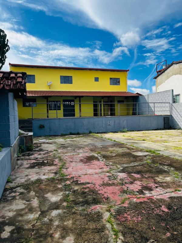 Casa, Jardim Riacho das Pedras, 2 Quartos, 10 Vagas