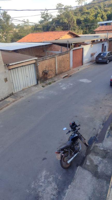 Casa, Mangueiras, 2 Quartos, 2 Vagas