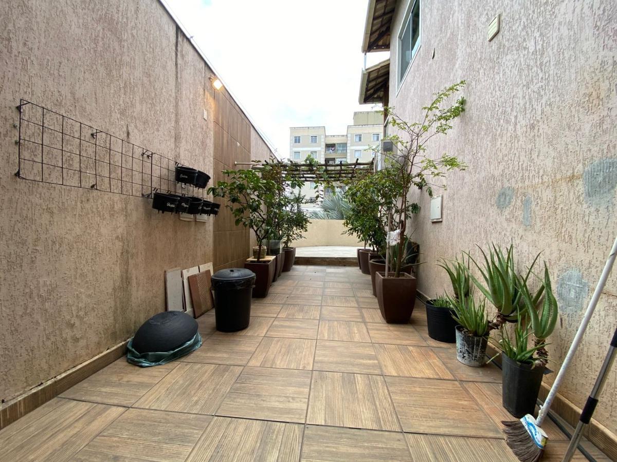 Casa, Cabral, 4 Quartos, 3 Vagas, 1 Suíte