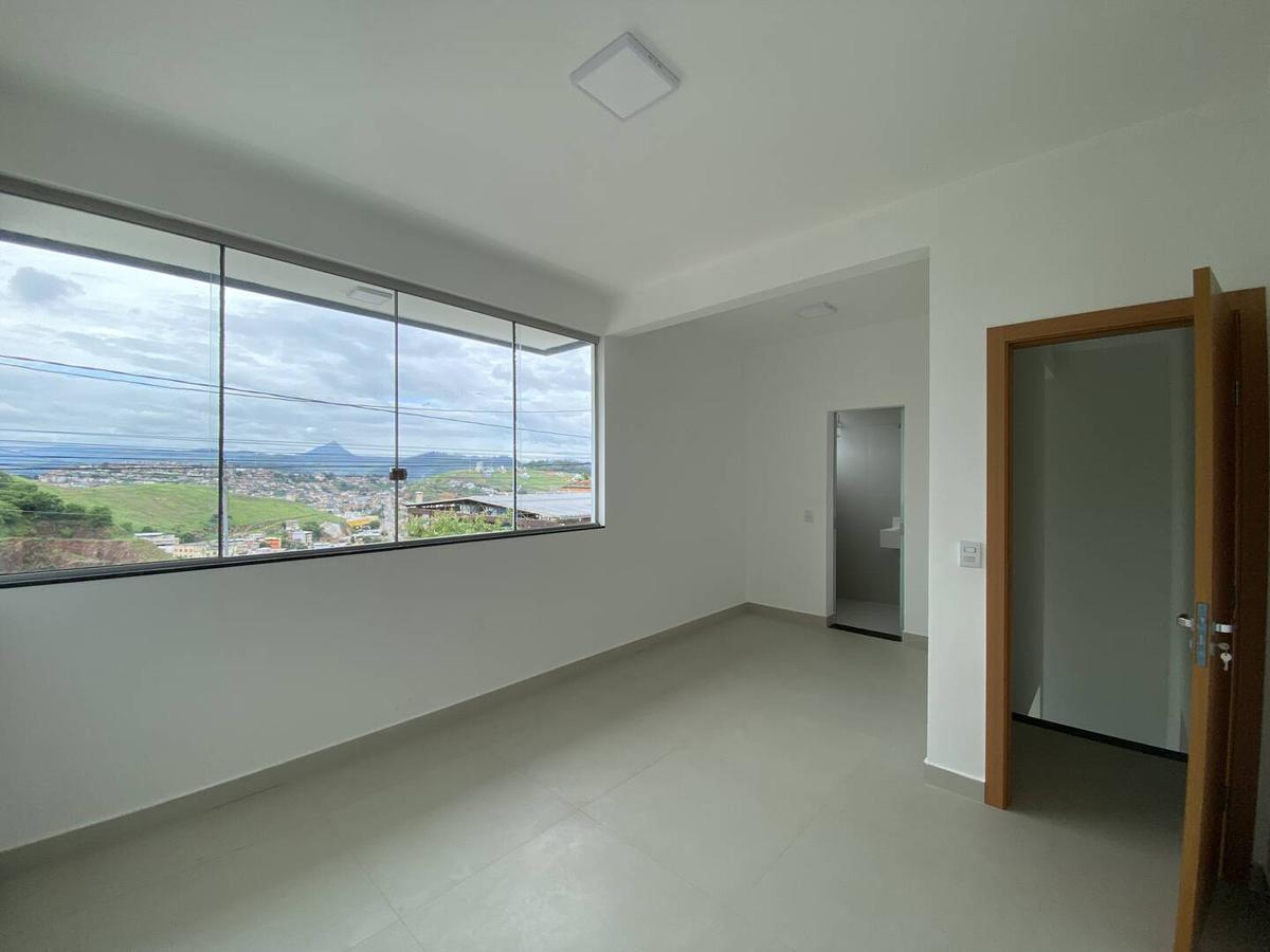 Casa, Nova Tijuca, 3 Quartos, 2 Vagas, 1 Suíte