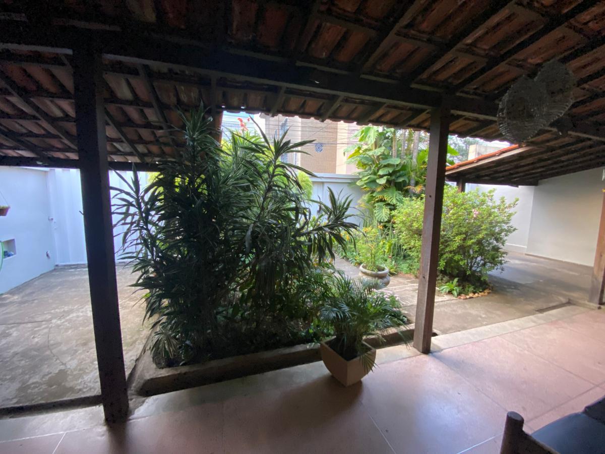 Casa, Sagrada Família, 3 Quartos, 2 Vagas, 1 Suíte