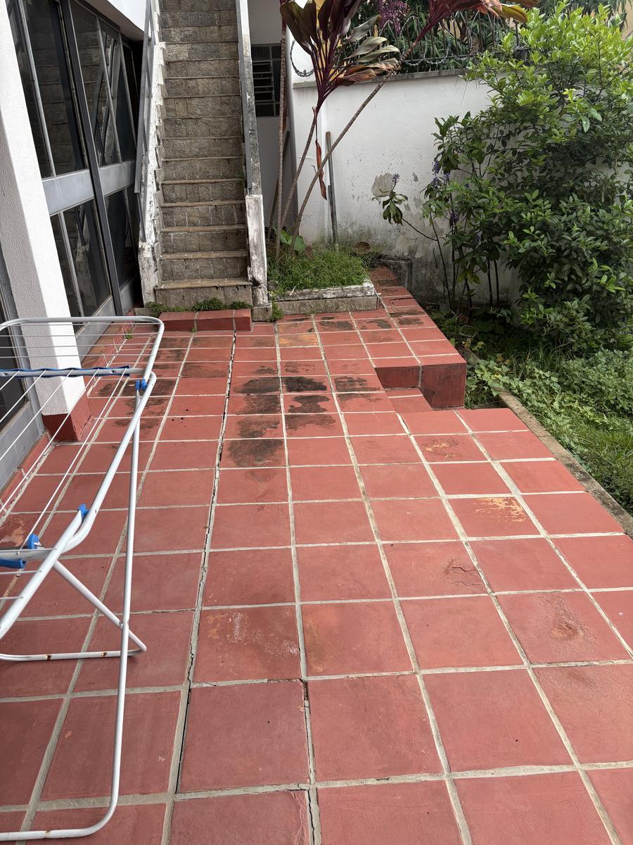 Casa, Vila Paris, 5 Quartos, 3 Vagas, 1 Suíte