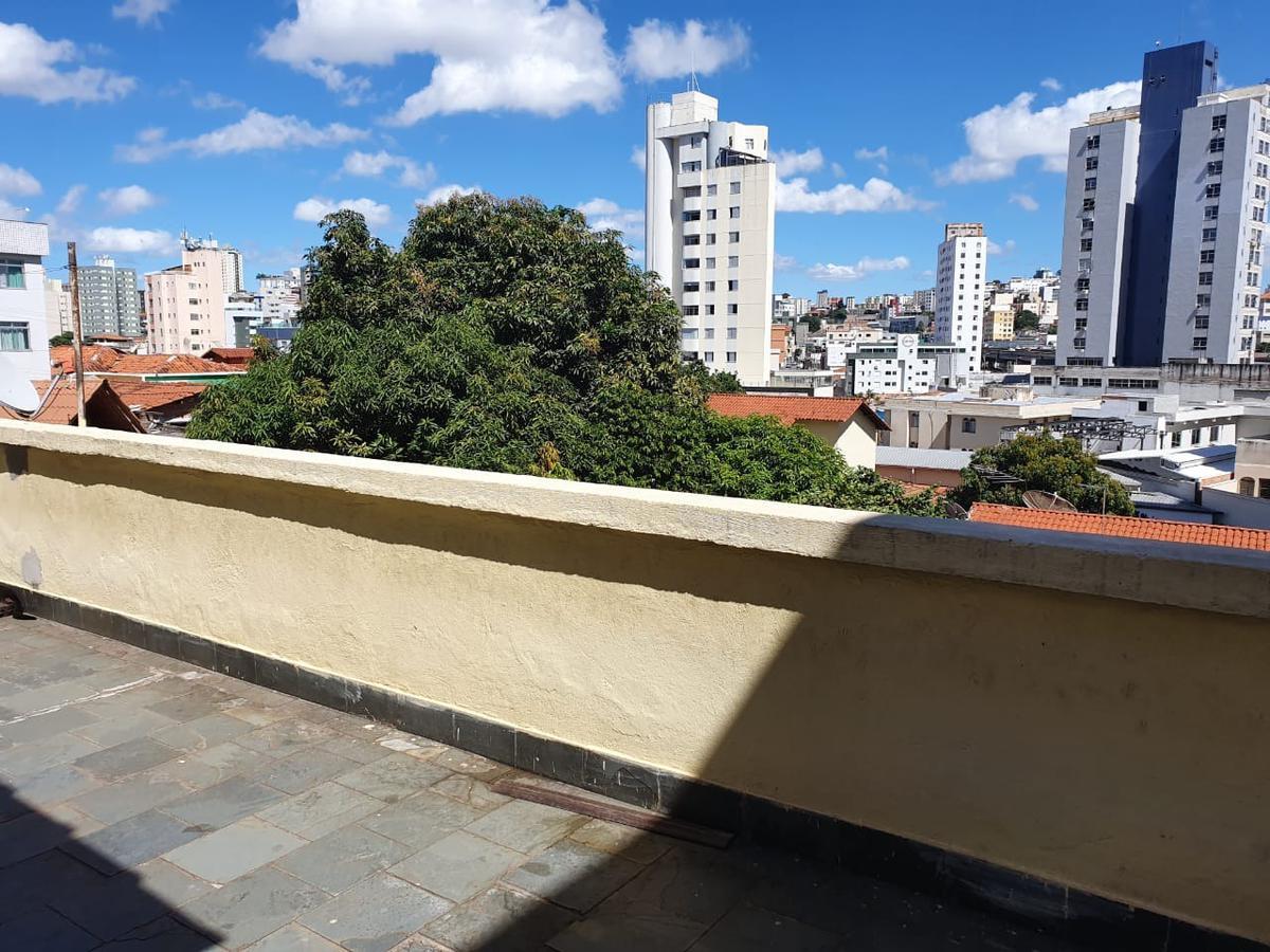 Casa, Sagrada Família, 4 Quartos, 2 Vagas