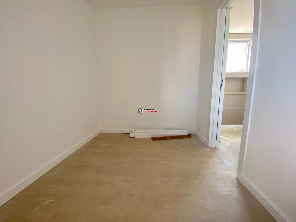 Apartamento, Jaraguá, 4 Quartos, 4 Vagas, 2 Suítes