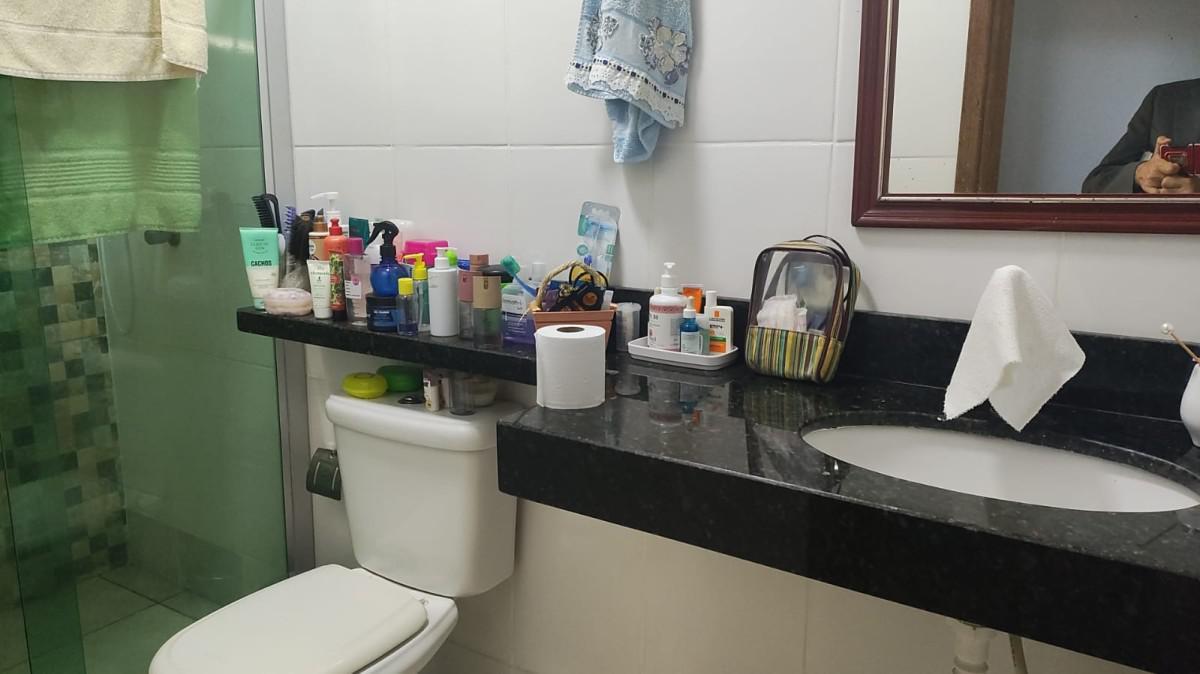 Casa, Lindéia, 5 Quartos, 6 Vagas, 1 Suíte