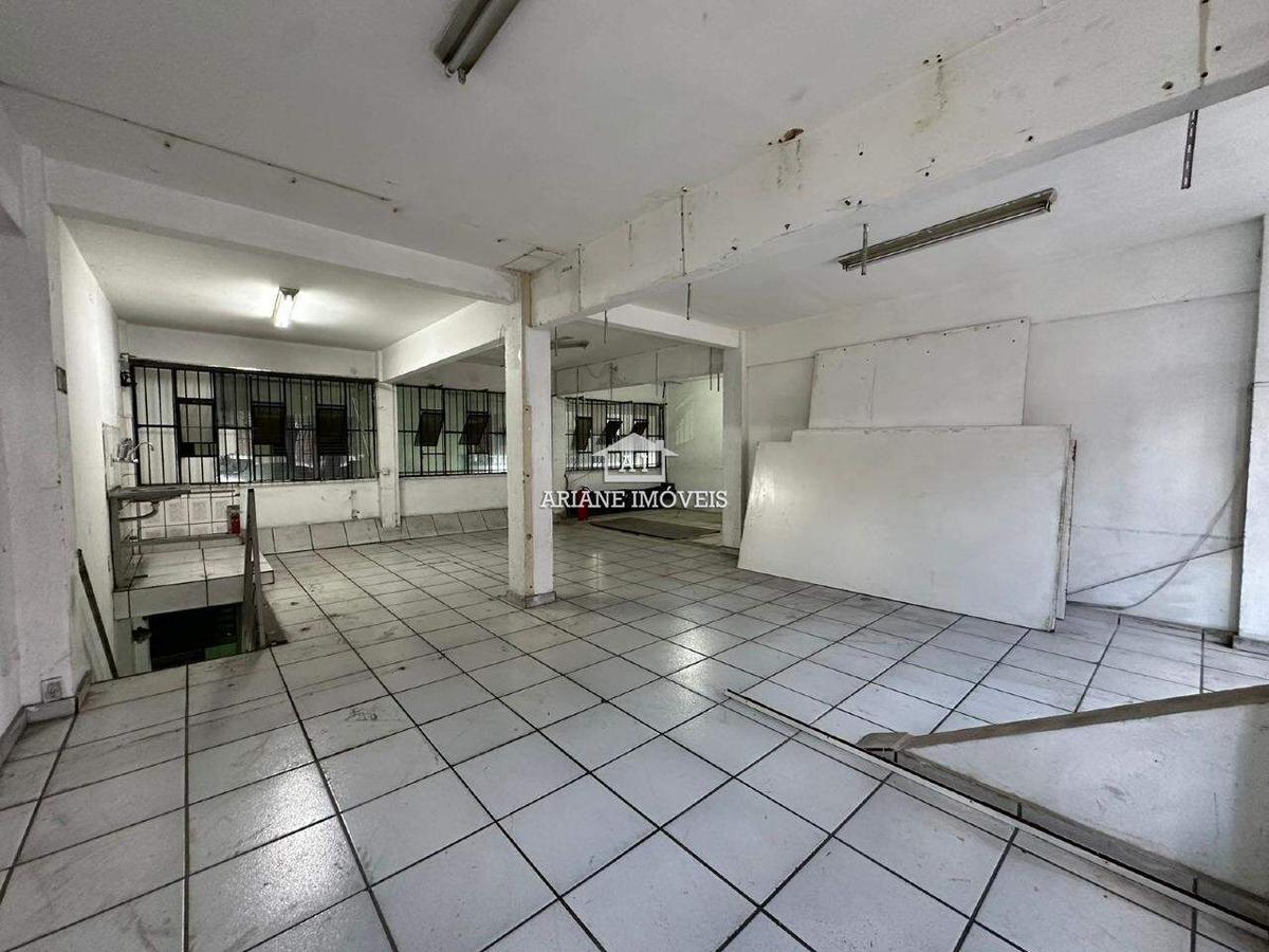 Andar, Centro, 0 Quarto, 0 Vaga