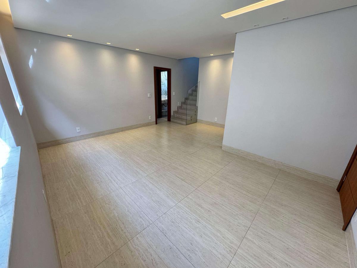 Cobertura, Cruzeiro, 4 Quartos, 3 Vagas, 2 Suítes