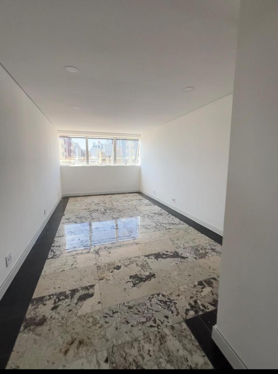 Sala, Nova Suíssa, 0 Quarto, 0 Vaga