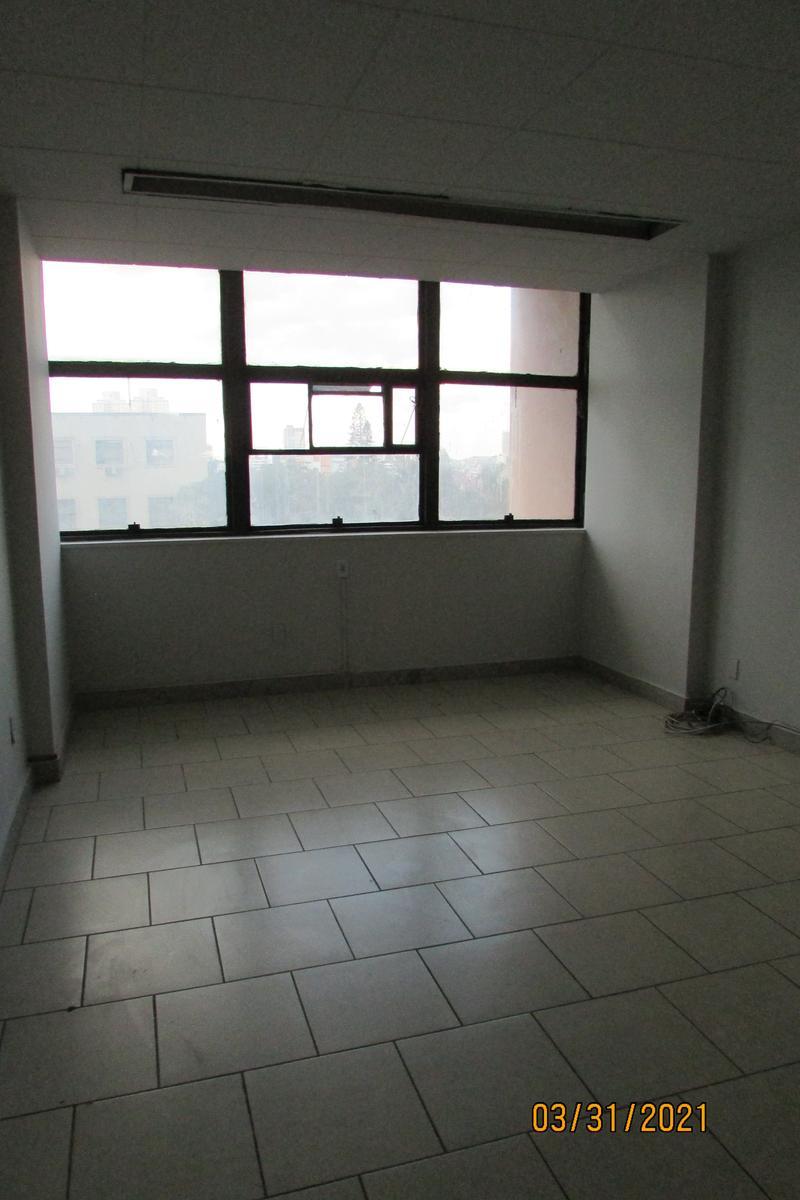 Sala, Centro