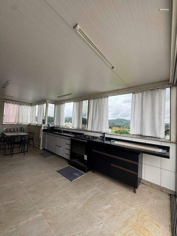 Cobertura, Novo Centro, 3 Quartos, 2 Vagas, 1 Suíte