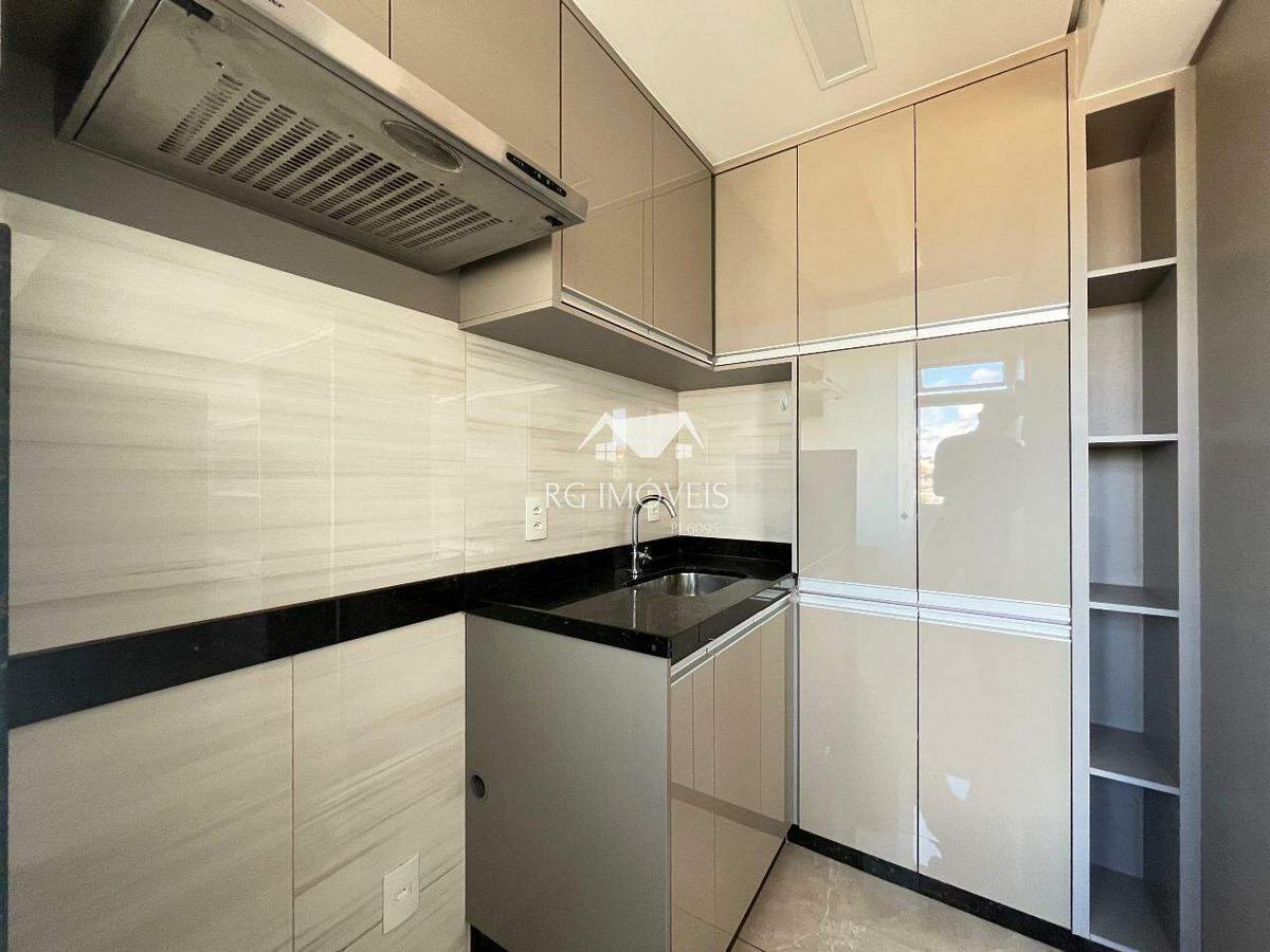 Apartamento, Santa Helena (barreiro), 3 Quartos, 2 Vagas, 1 Suíte