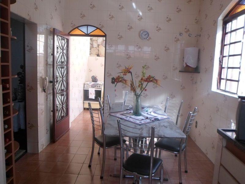 Casa, Vila Clóris, 4 Quartos, 4 Vagas, 1 Suíte