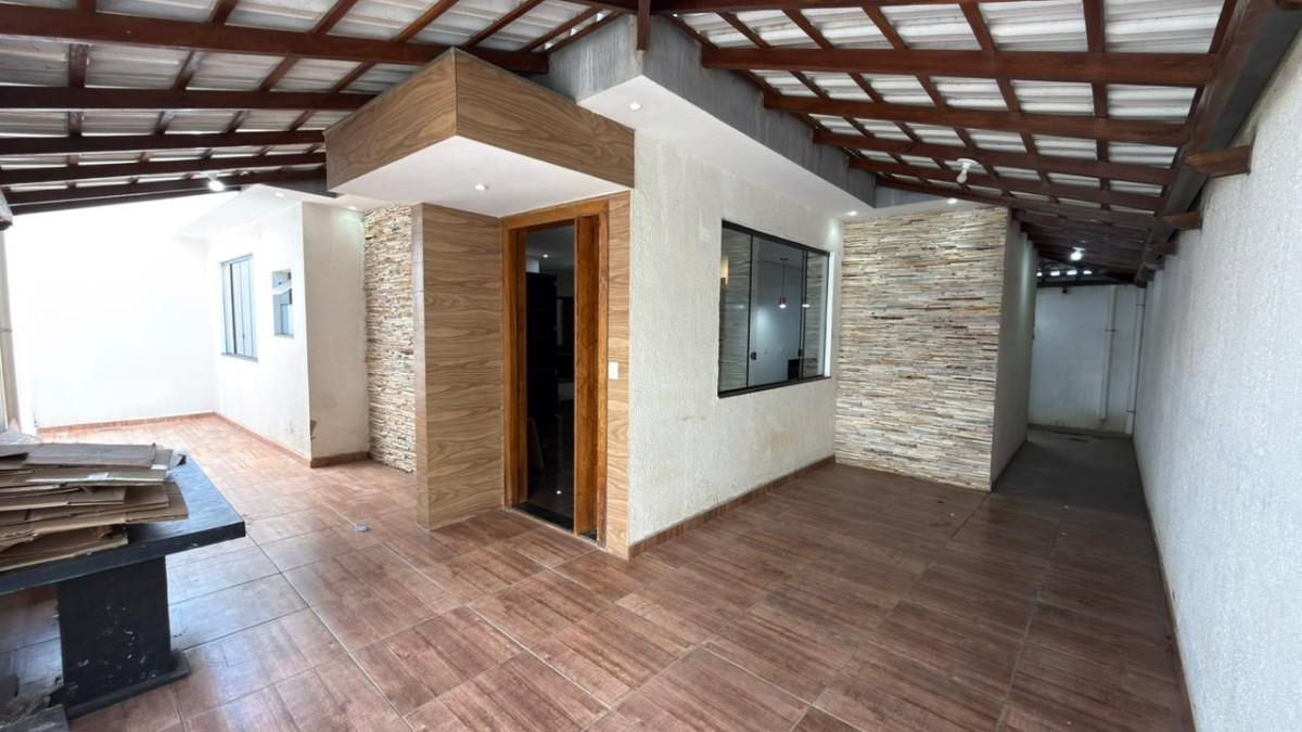 Casa, Masterville, 3 Quartos, 3 Vagas, 1 Suíte