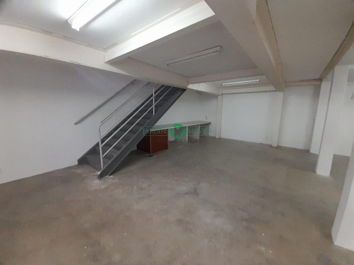 Galpão, Floresta, 0 Quarto, 2 Vagas