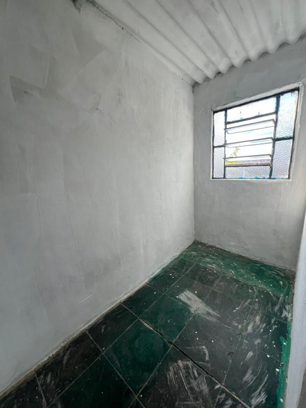 Casa, Novo das Indústrias (barreiro), 1 Quarto, 0 Vaga