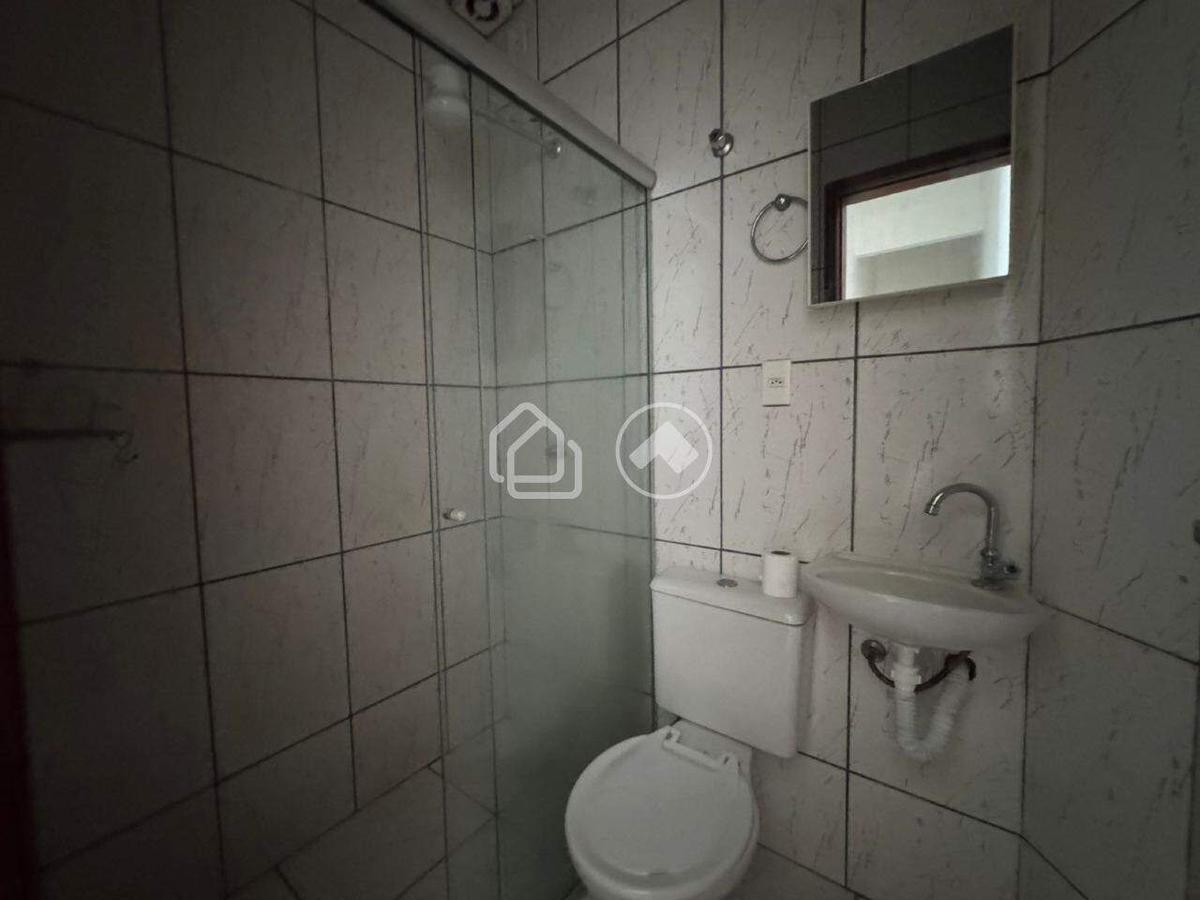 Casa, Palmeiras, 2 Quartos, 1 Vaga