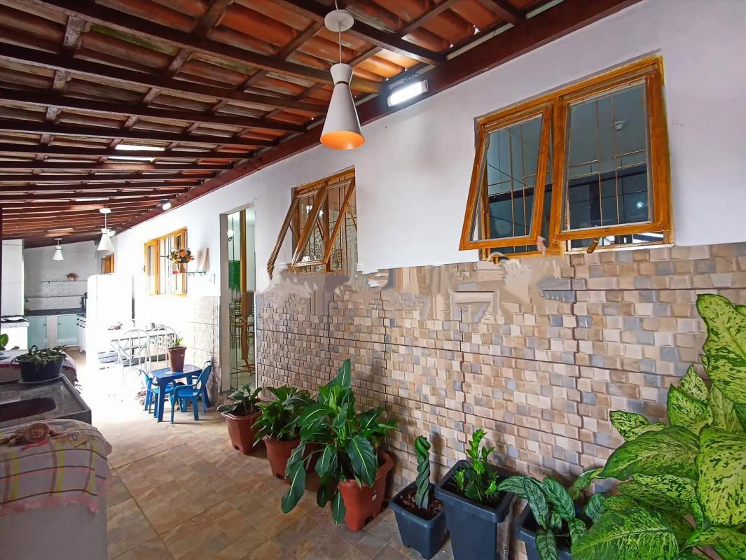 Casa, Petropolis, 4 Quartos, 3 Vagas