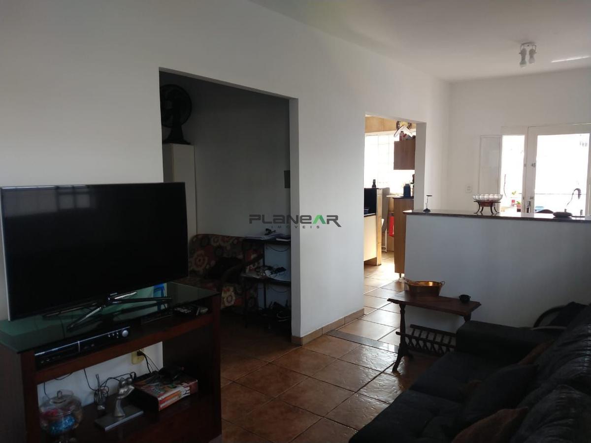 Casa, Jardim Riacho das Pedras, 3 Quartos, 4 Vagas, 1 Suíte