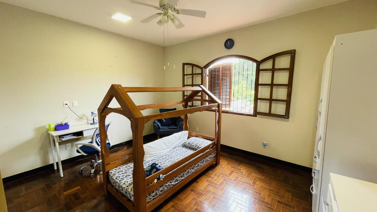 Casa, Itapoã, 5 Quartos, 4 Vagas, 3 Suítes