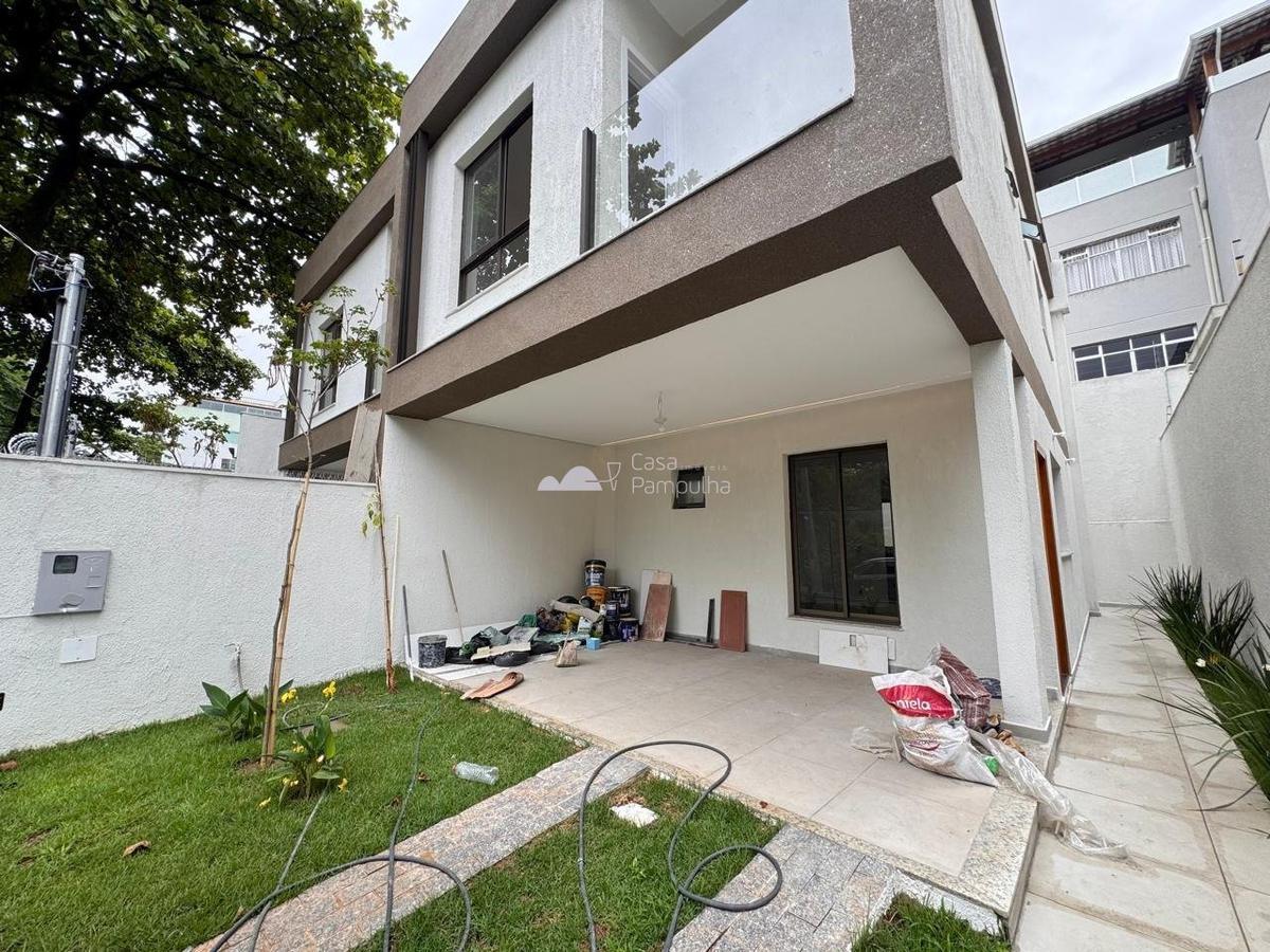 Casa, Itapoã, 3 Quartos, 2 Vagas, 1 Suíte