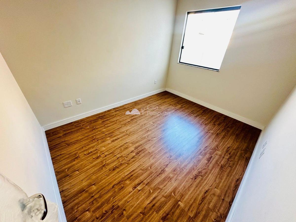 Casa, Floramar, 3 Quartos, 2 Vagas, 1 Suíte