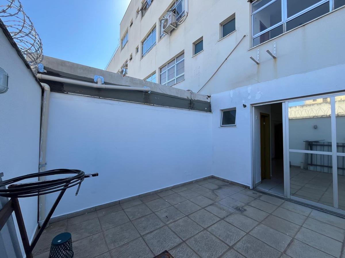 Sala, Padre Eustáquio, 0 Quarto, 1 Vaga