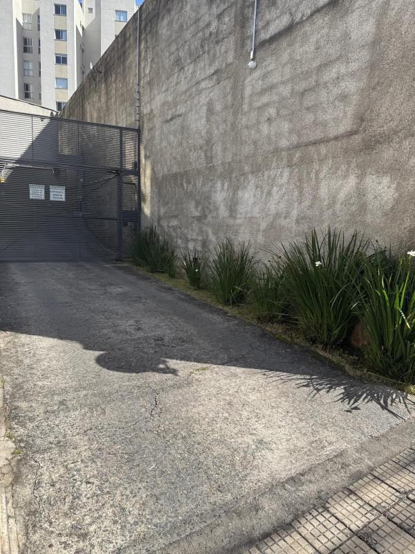 Andar, Ouro Preto, 0 Quarto, 2 Vagas