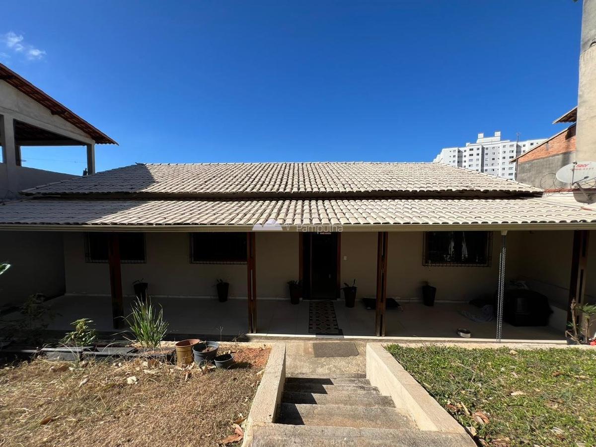 Casa, Santa Mônica, 3 Quartos, 3 Vagas, 2 Suítes