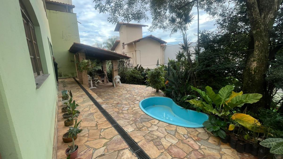 Casa, Jardim Riacho das Pedras, 4 Quartos, 4 Vagas, 1 Suíte