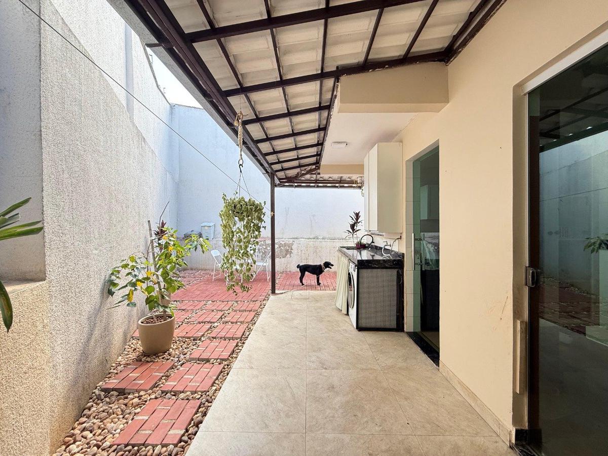 Casa, Santa Amélia, 3 Quartos, 4 Vagas, 1 Suíte