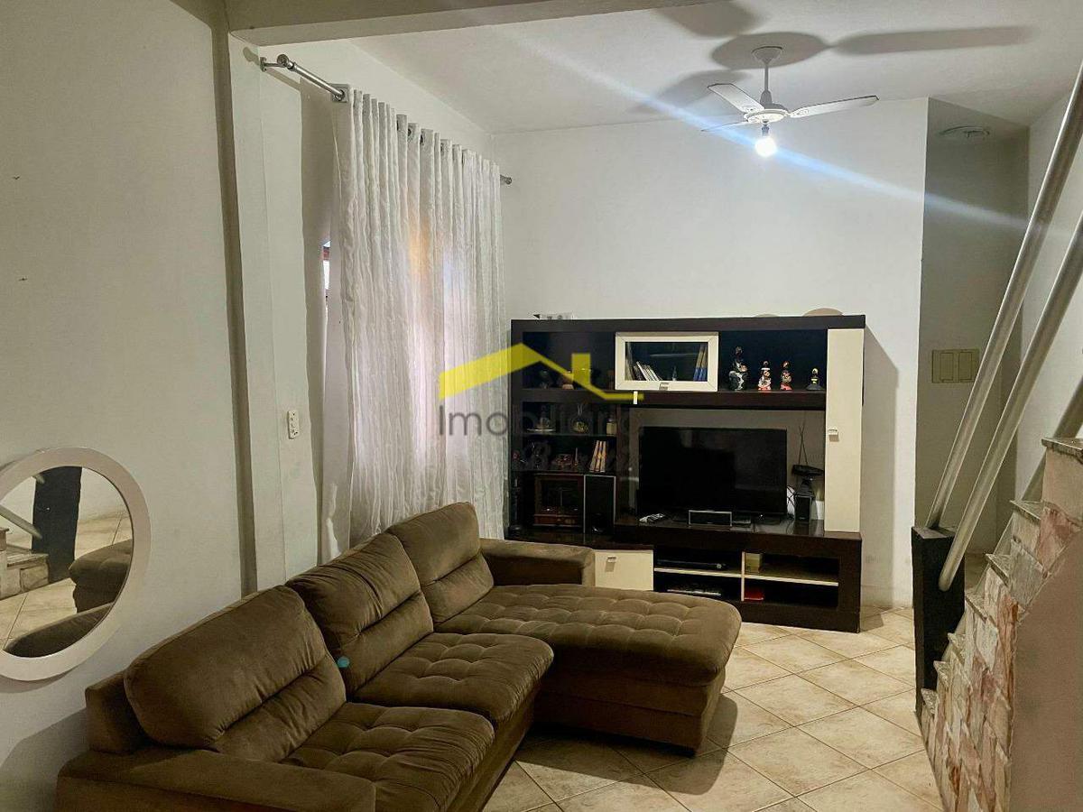 Casa, Jardim América, 9 Quartos, 4 Vagas, 2 Suítes