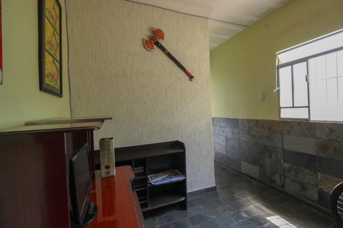 Casa, Planalto, 3 Quartos, 2 Vagas, 1 Suíte