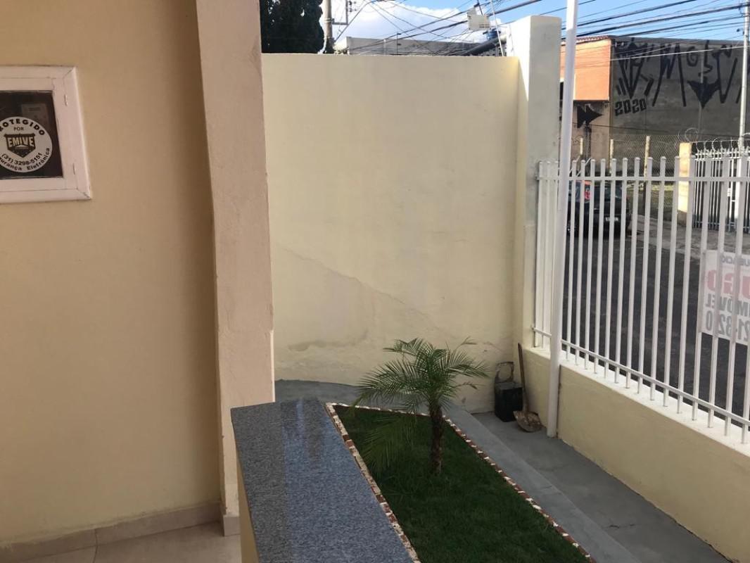 Casa, Carlos Prates, 2 Quartos, 2 Vagas