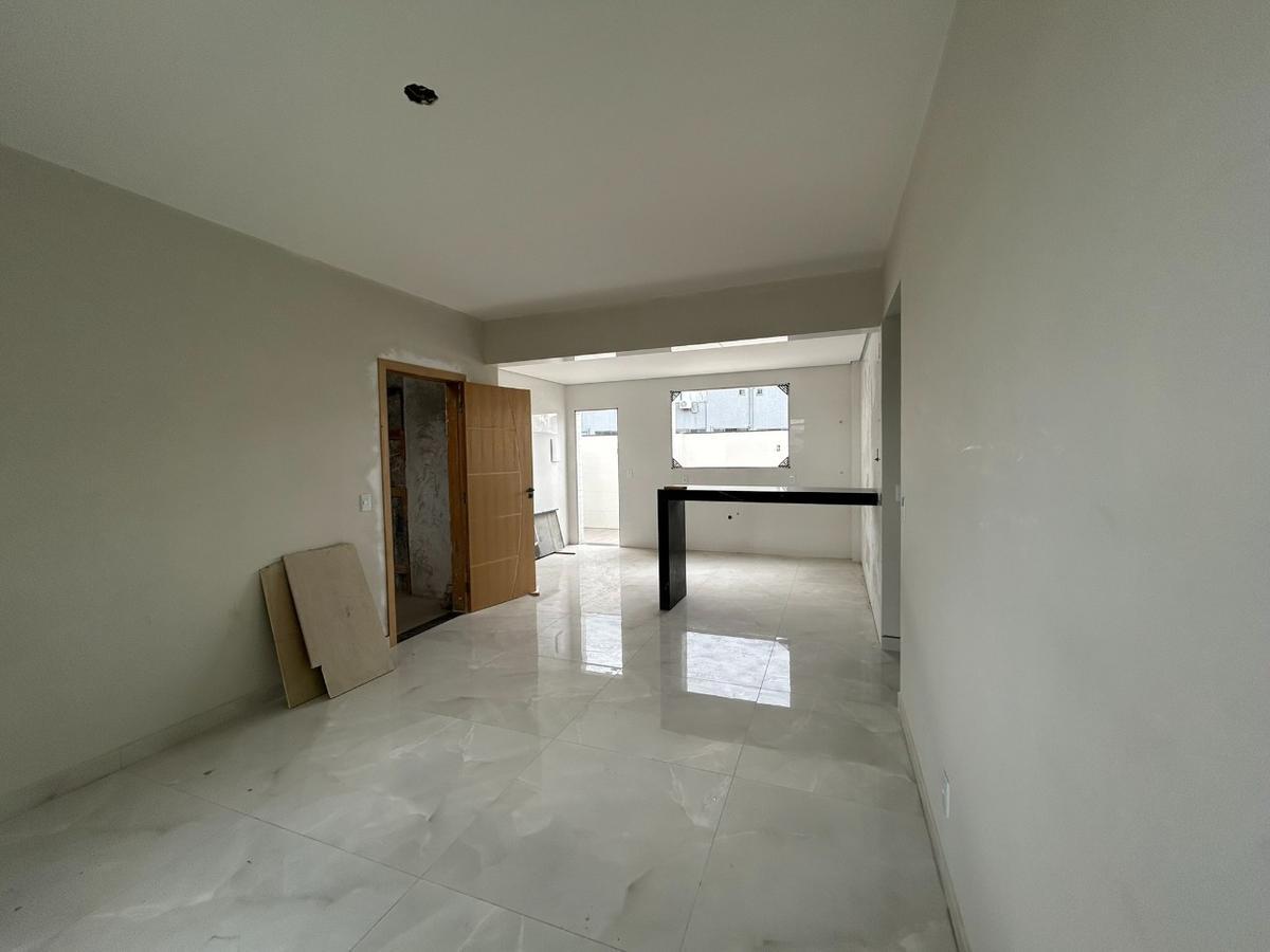 Apartamento, Santa Cruz Industrial, 3 Quartos, 2 Vagas, 1 Suíte