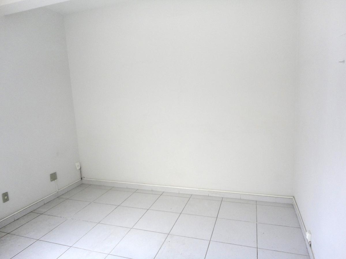 Sala, Santa Efigênia