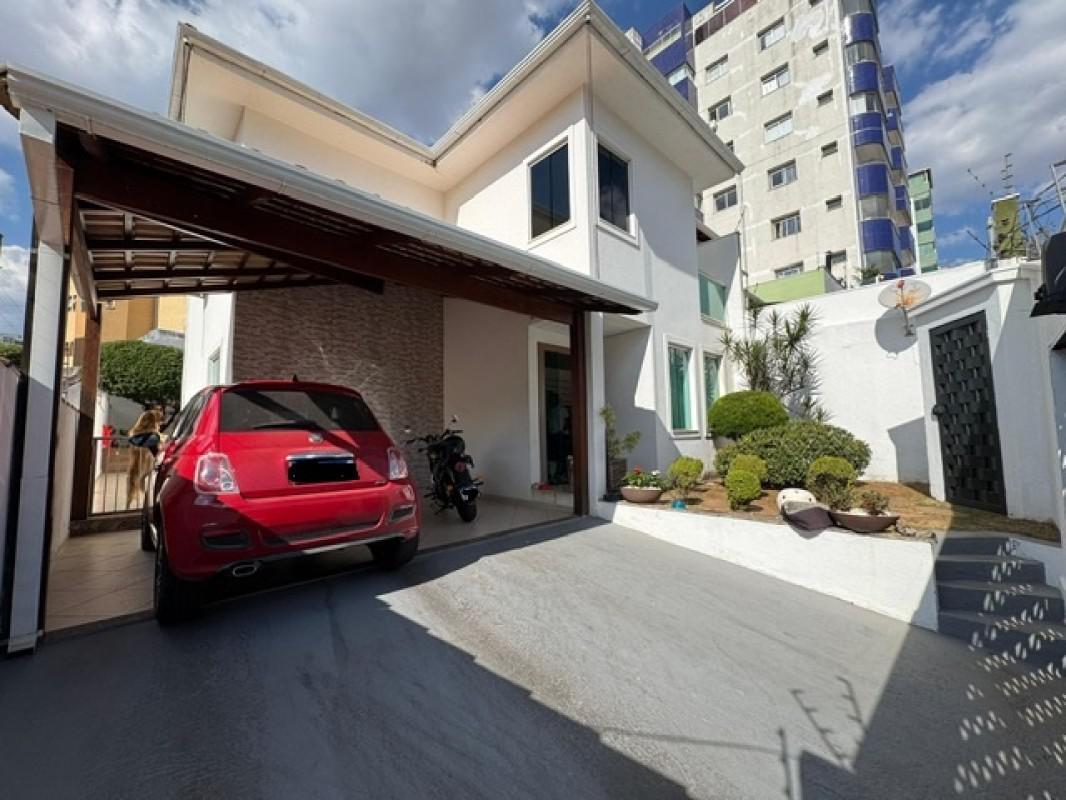 Casa, Manacás, 3 Quartos, 4 Vagas, 1 Suíte