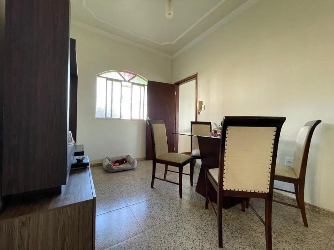 Apartamento, Jardim Canadá, 2 Quartos, 0 Vaga