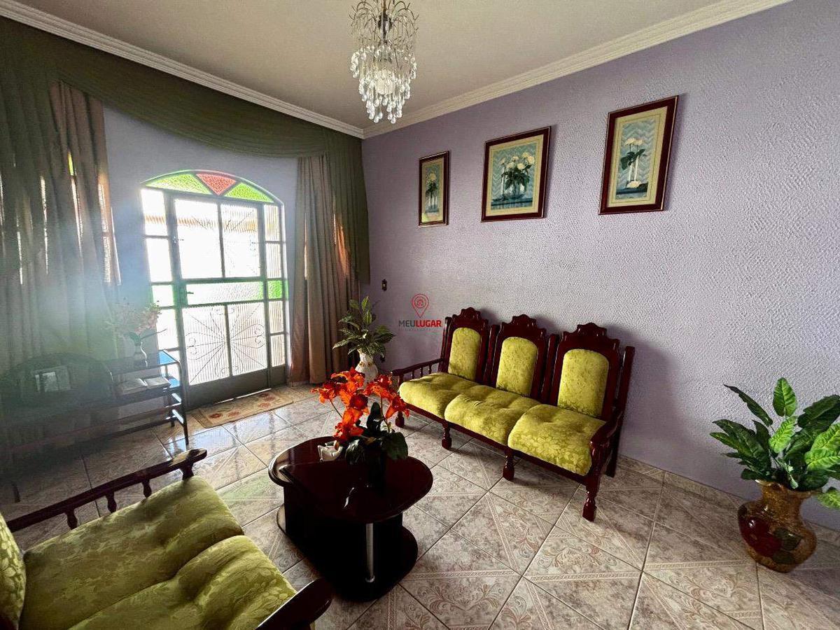 Casa, Lindéia, 6 Quartos, 3 Vagas