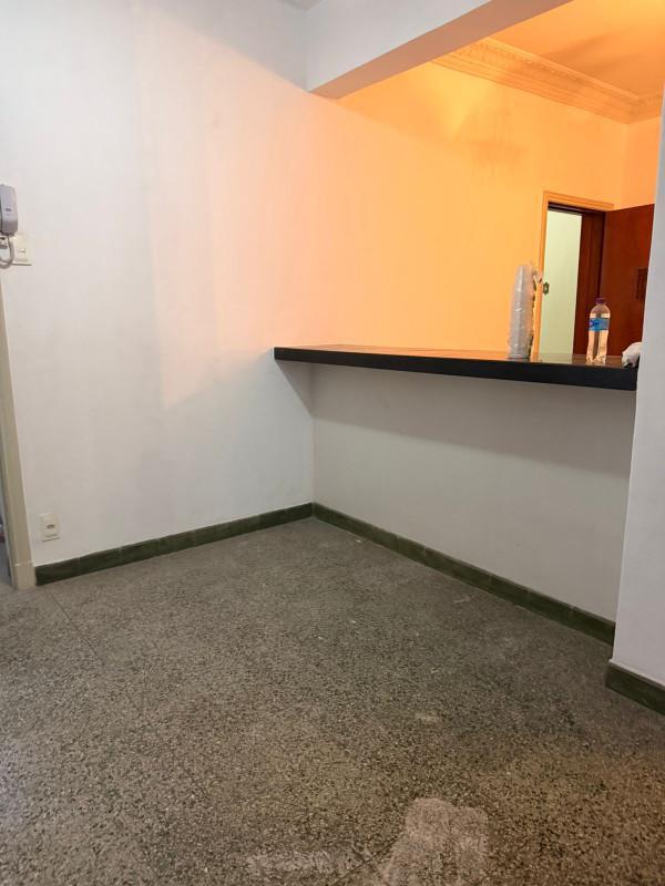 Apartamento, Centro, 2 Quartos, 0 Vaga