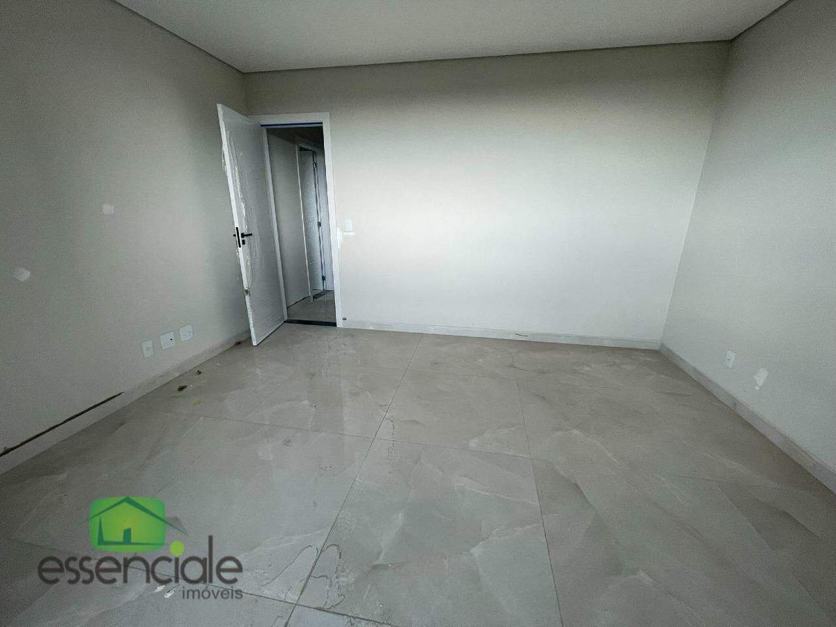 Cobertura, Santa Cruz Industrial, 4 Quartos, 3 Vagas